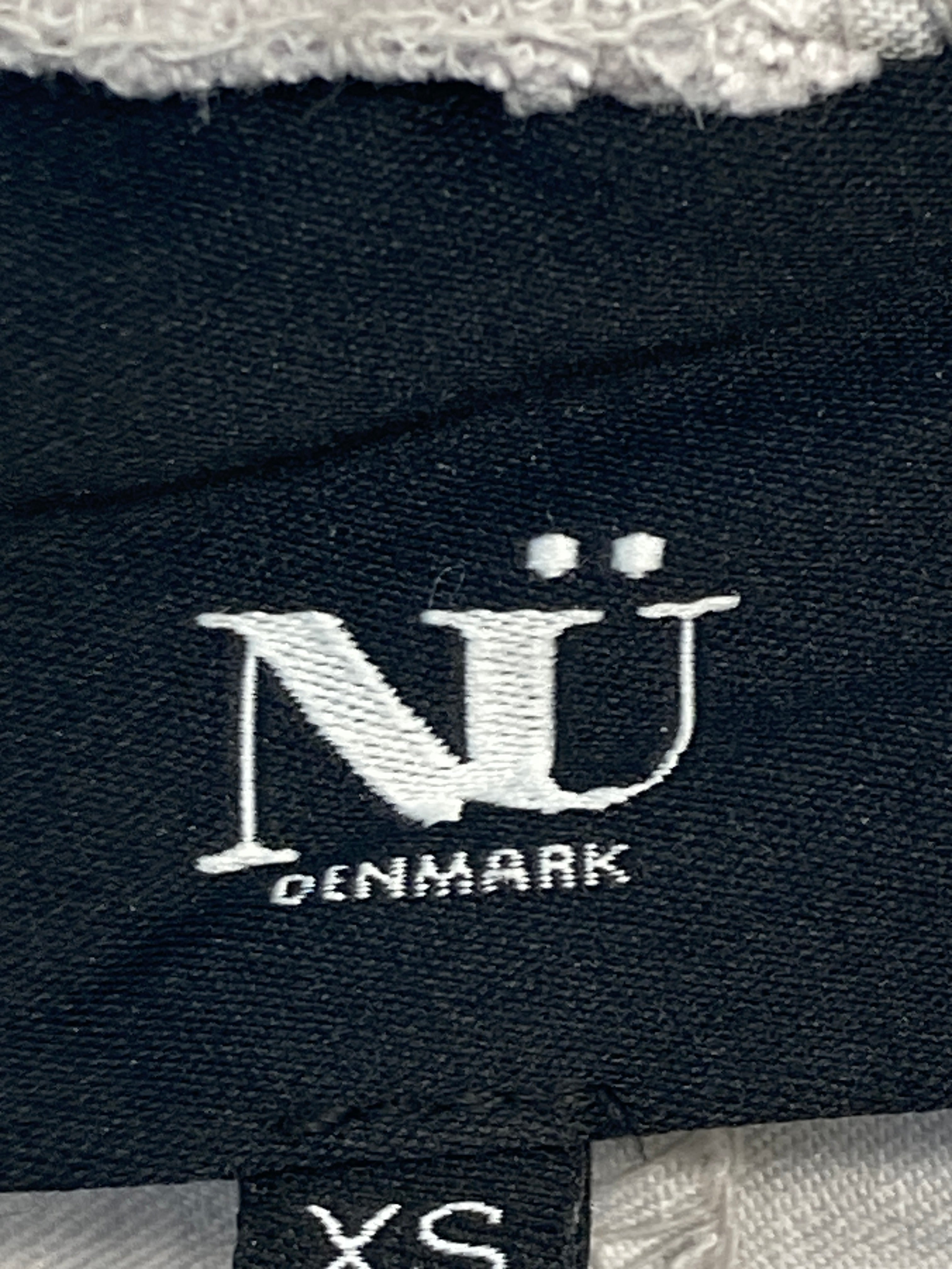 Nü Bukser